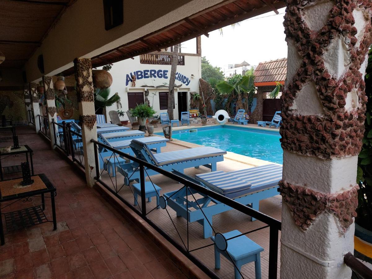 Auberge Khady Saly Portudal Eksteriør billede