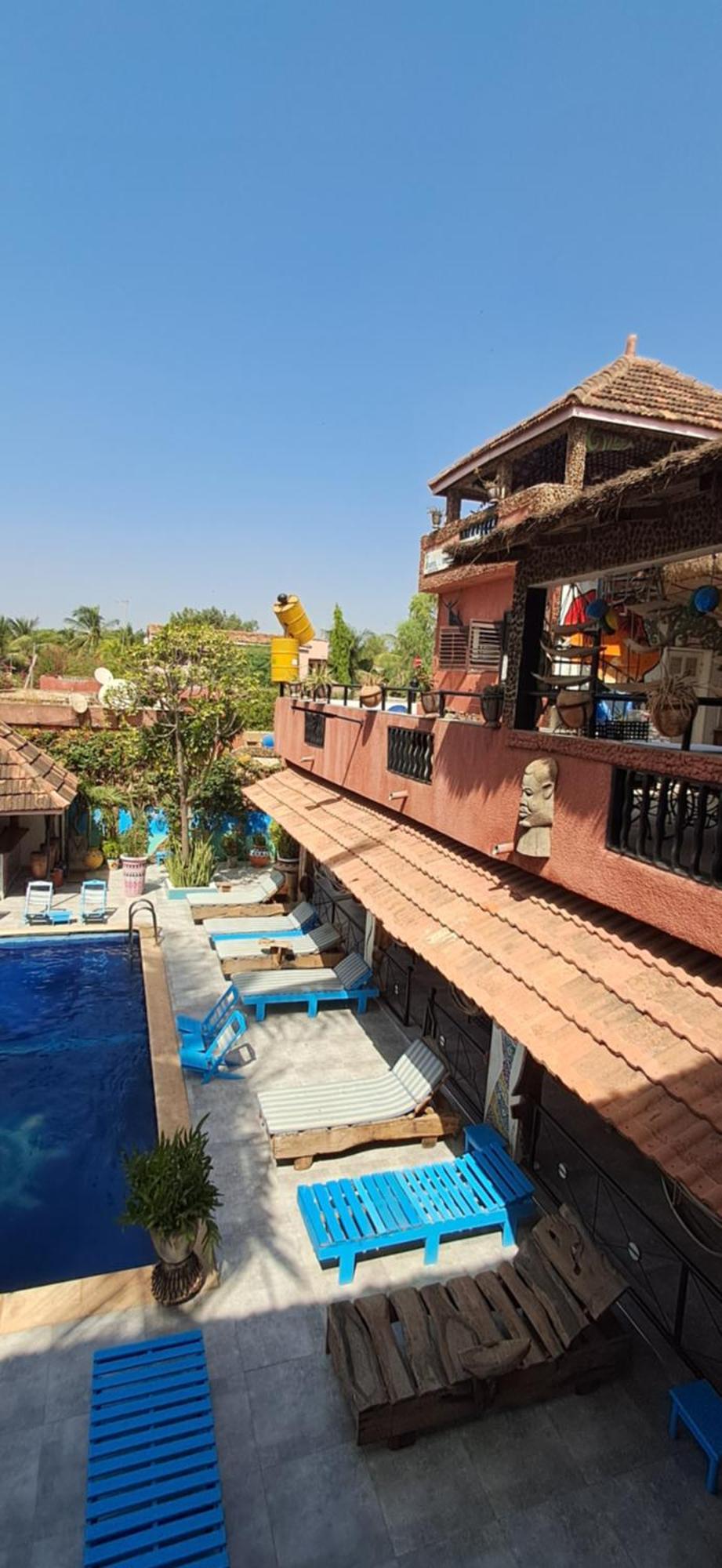 Auberge Khady Saly Portudal Eksteriør billede