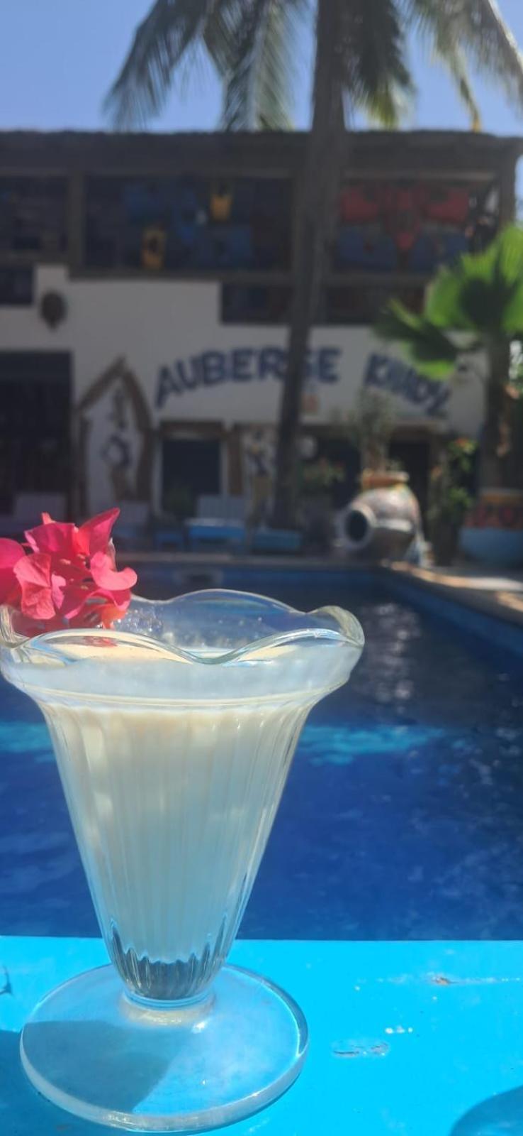 Auberge Khady Saly Portudal Eksteriør billede
