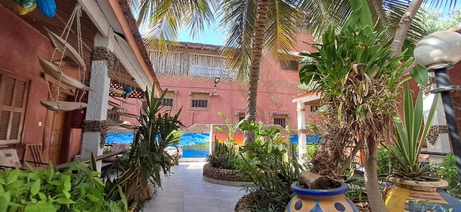 Auberge Khady Saly Portudal Eksteriør billede